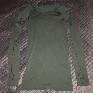 Lululemon swiftly long sleeve T sz. 4